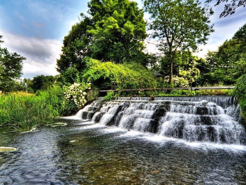 Champneys Henlow Grange Health Spa Waterfall