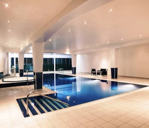 Mercure Cardiff Holland House Hotel and Spa Pool
