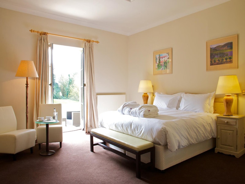  Wyck Hill House Hotel & Spa Double Bedroom
