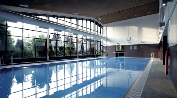 Macdonald Forest Hills Hotel & Spa Swimming Pool