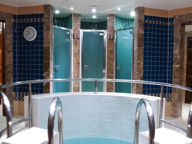 Champneys Forest Mere Health Spa Dip Pool