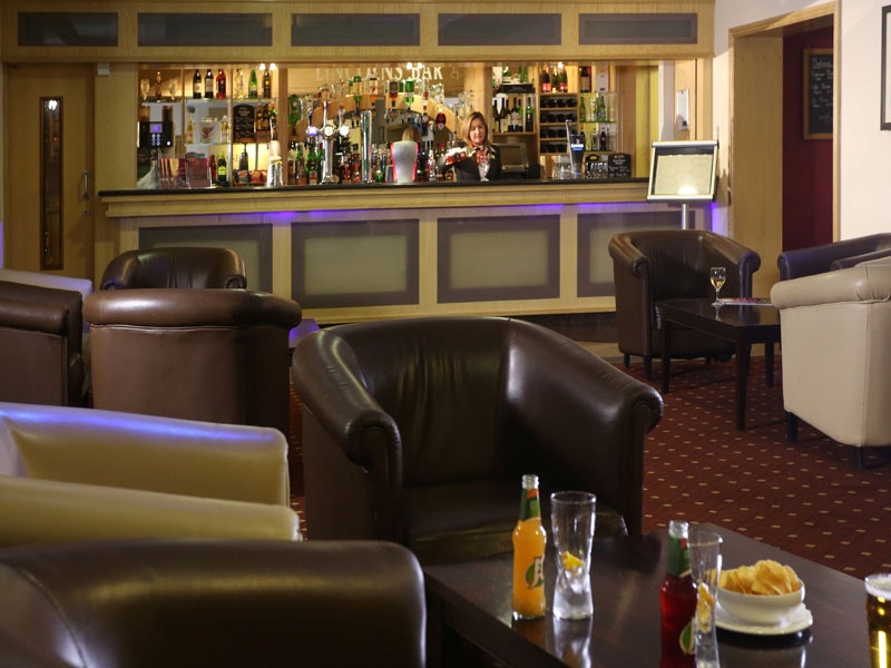  Mercure Newcastle George Washington Hotel Golf and Spa Bar