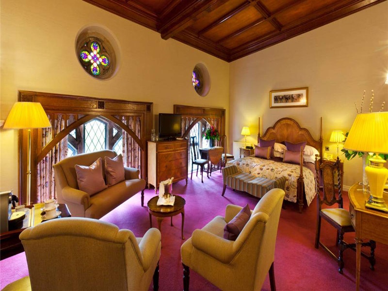 Ashdown Park Hotel and Country Club Master Suite