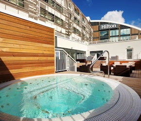Hilton Southampton – Utilita Bowl Outdoor Hot Tub