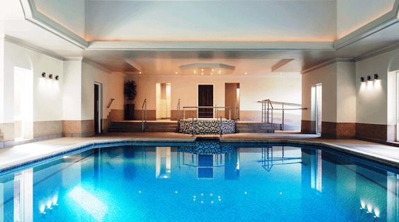 Mercure Shrewsbury Albrighton Hall Hotel and Spa Swimming Pool 