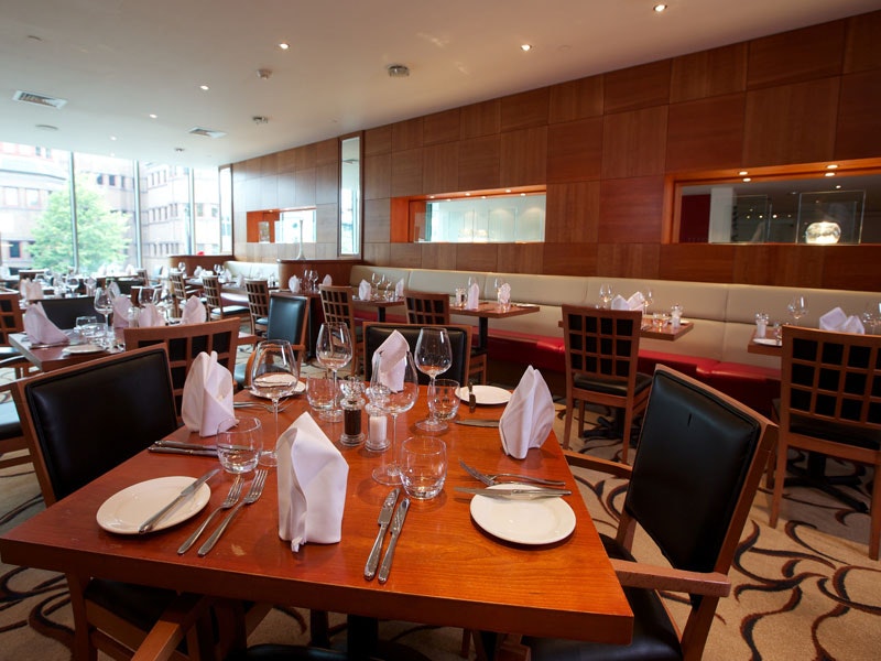Mercure Cardiff Holland House Hotel and Spa Restaurant