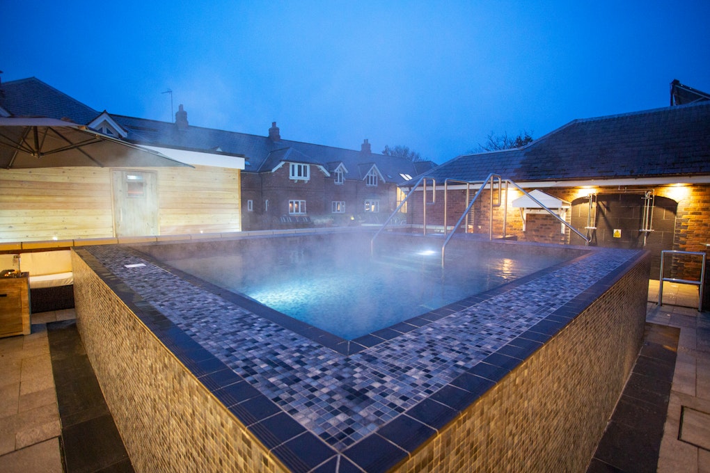 Ardencote Hotel & Spa Outdoor Hot Tub Evening