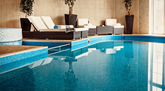 Balmer Lawn Hotel Pool