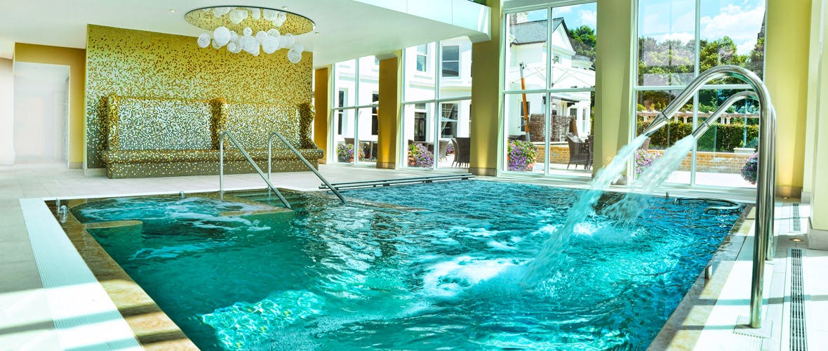 Bedford Lodge Hotel and Spa Hydro pool