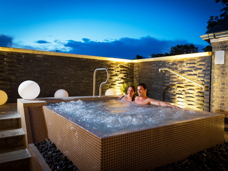 Bedford Lodge Hotel and Spa Rooftop Hot Tub