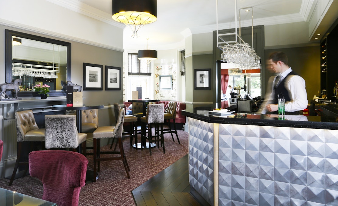 Macdonald Berystede Hotel & Spa Diadem Bar