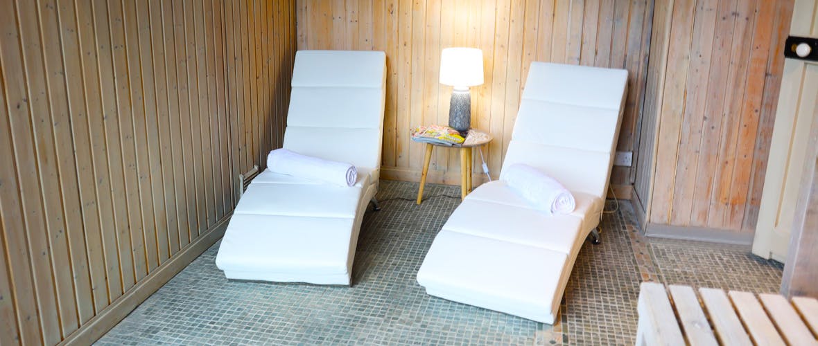 Bloomsbury Spa Relaxation Loungers