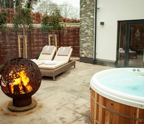 The Spa at Breedon Priory Outdoor Jacuzzi Area