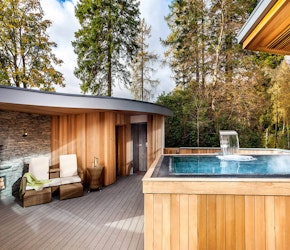 Langdale Hotel and Spa Outdoor Hot Tub