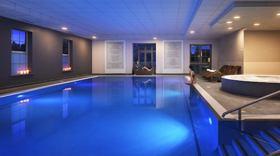 Cambridge Belfry Hotel & Spa Pool
