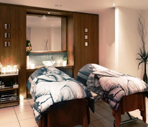  Mercure Cardiff Holland House Hotel & Spa Dual Treatment Room