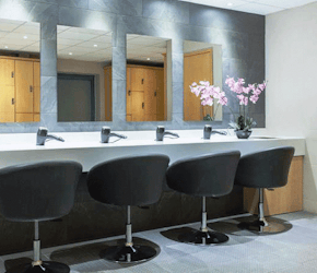 Crowne Plaza Marlow Changing Rooms