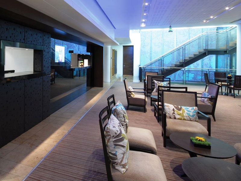The Chelsea Health Club and Spa Lounge and Bar Area 