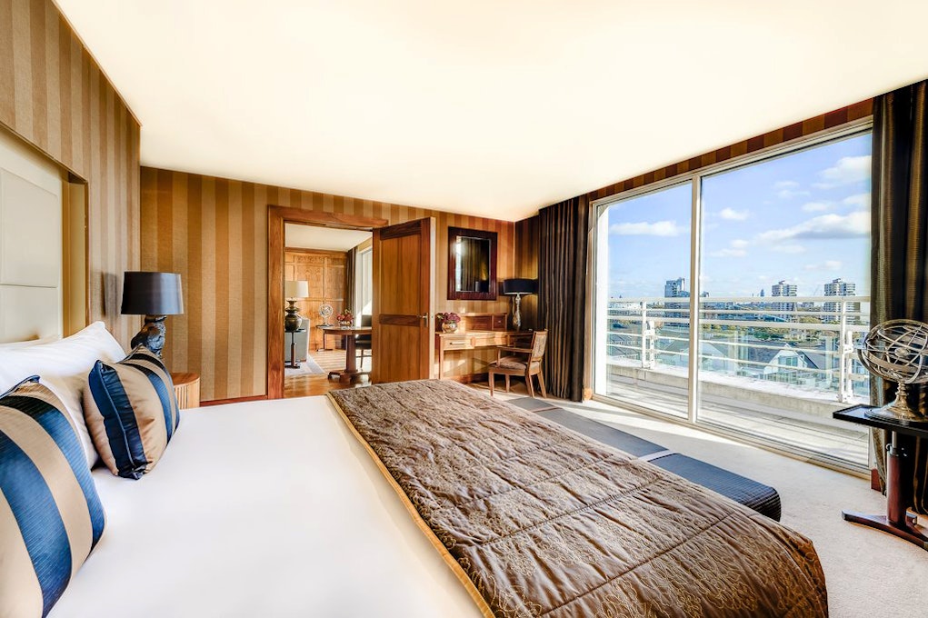 The Chelsea Harbour Hotel & Spa Bedroom with Balcony