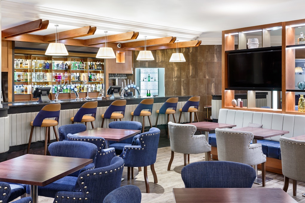 Delta Hotels by Marriott Cheltenham Chase Bar