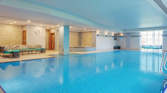 Delta Hotels by Marriott Cheltenham Chase Swimming Pool Area