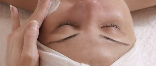 Spa Treatment Facial with Cream