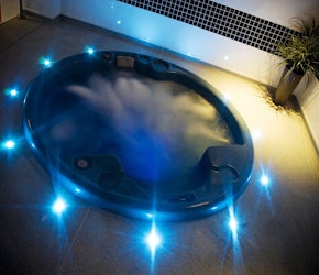 Chill Out Spa Jacuzzi