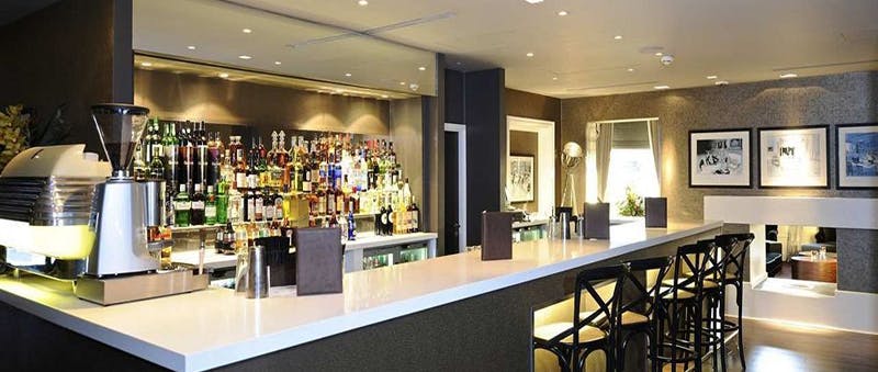 DoubleTree by Hilton Hotel and Spa Chester Bar