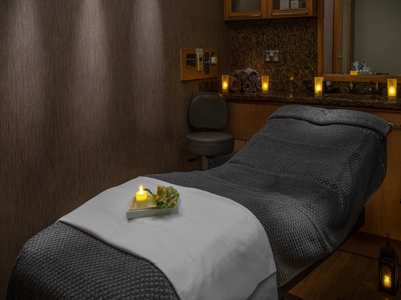Cottons Hotel & Spa Treatment Room