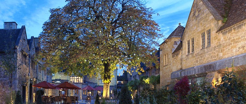 The Lygon Arms Spa Hotel Courtyard