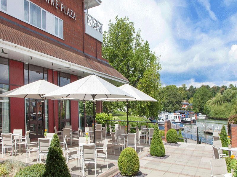 Crowne Plaza Reading Outdoor Terrace