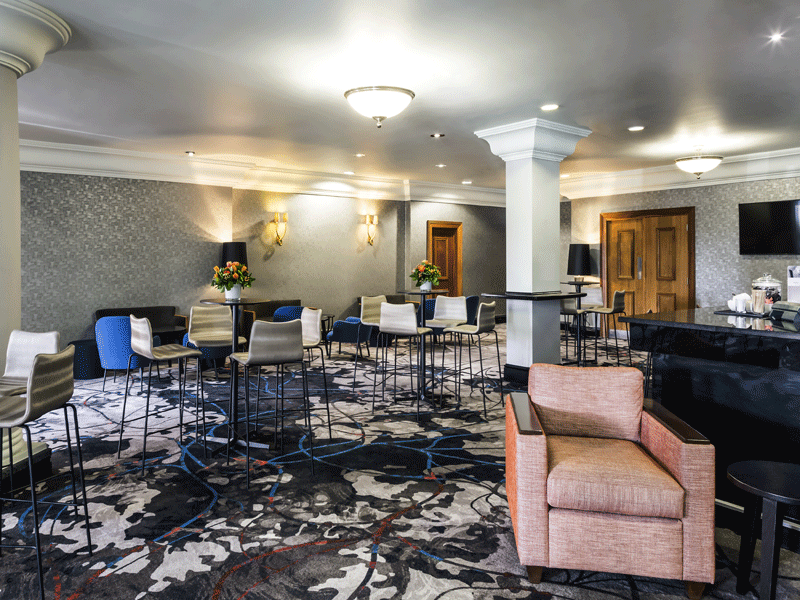  Mercure Dartford Brands Hatch Hotel and Spa Bar and Lounge
