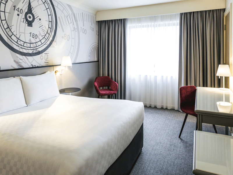  Mercure Dartford Brands Hatch Hotel and Spa Double Room