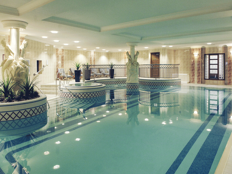  Mercure Dartford Brands Hatch Hotel and Spa Swimming Pool