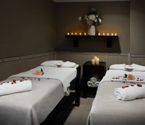 Delta Hotels by Marriott Manchester Airport Spa Couples Treatment Room