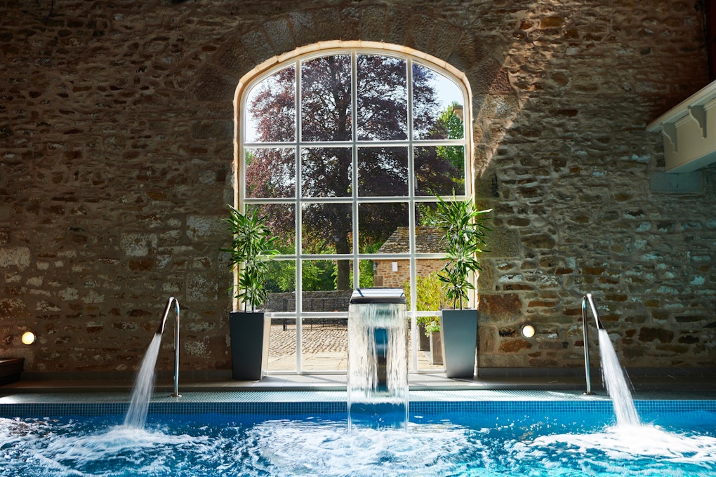 The Devonshire Arms Hotel & Spa Hydrotheraphy Pool