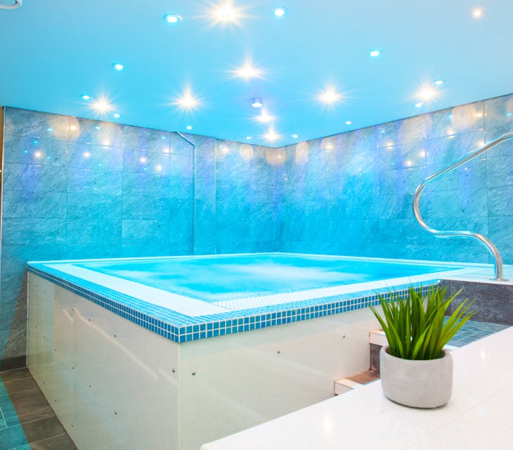 Dorset Spa Therapy at George Albert Hotel Hydropool