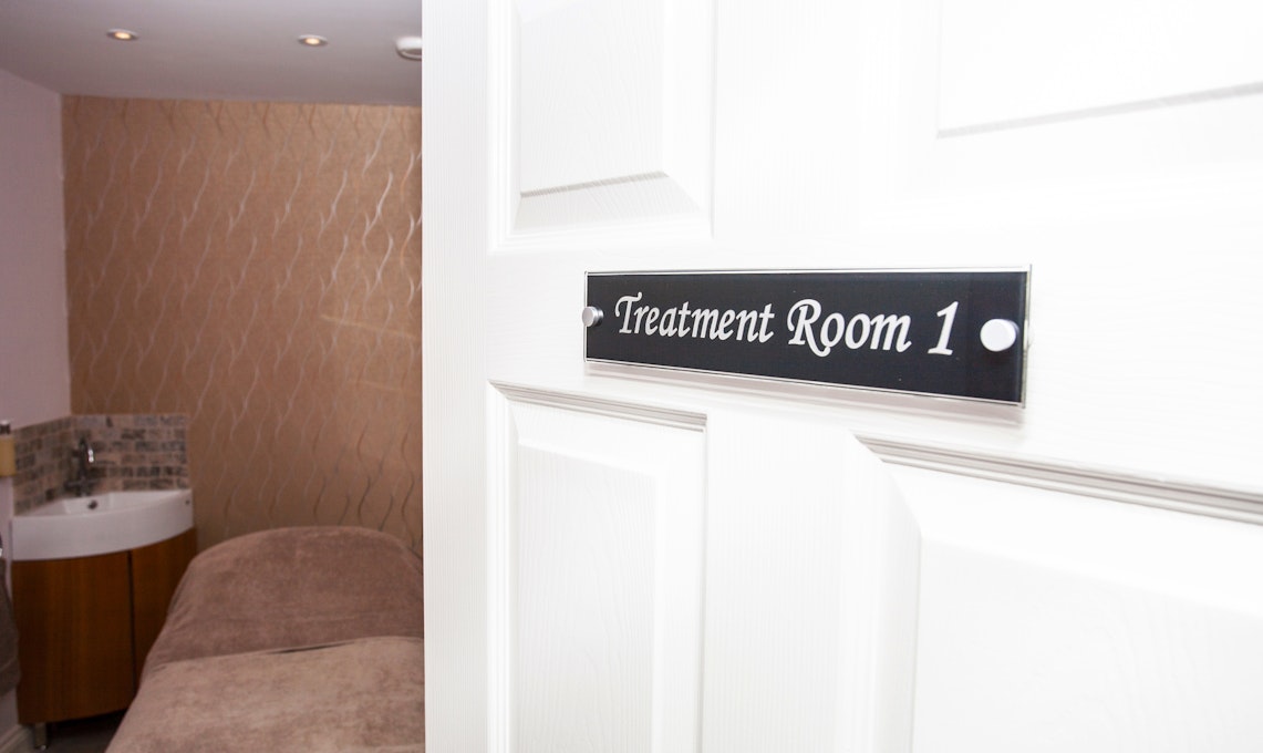 Dorset Spa Therapy at George Albert Hotel Treatment Room Door