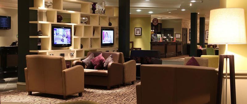 DoubleTree by Hilton Strathclyde Lounge