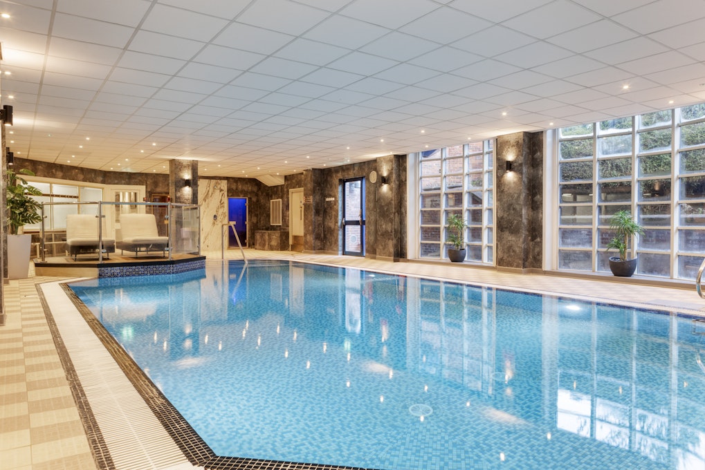 DoubleTree by Hilton Stoke Swimming Pool