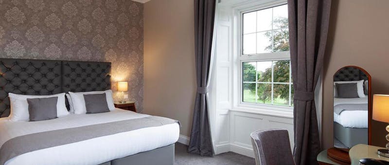 Elfordleigh Hotel, Golf and Country Club Bedroom
