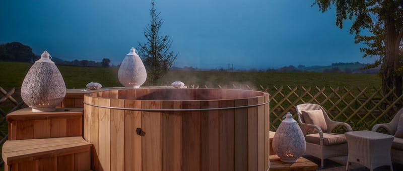 Fishmore Hall Hotel Outdoor Cedar Wellness Hot Tub 