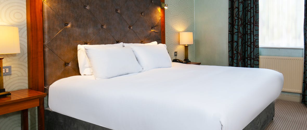 Forest Pines Hotel, Spa & Golf Resort Junior Suite Bedroom