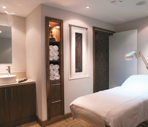 Macdonald Frimley Hall Hotel & Spa Treatment Room