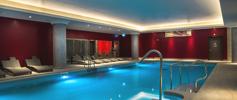 Genting Hotel Resorts World Swimming Pool