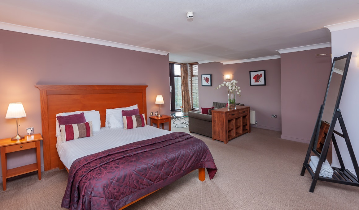 Gomersal Park Hotel & Dream Spa Bedroom 2