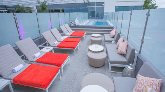 Guildford Harbour Hotel & Spa Outdoor Champagne Pool Loungers