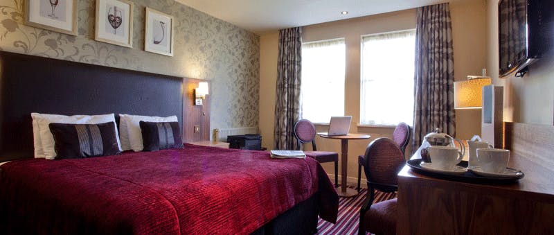 Gloucester Robinswood Hotel, Best Western Signature Collection Double Bedroom