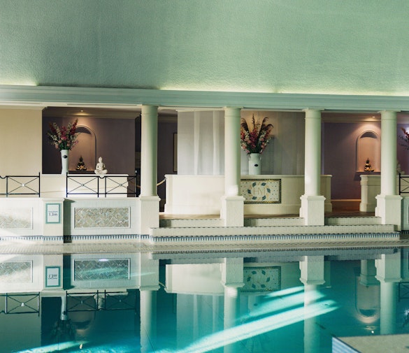 Hanbury Manor - A Marriott Hotel & Country Club Swimming Pool