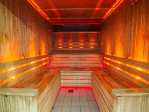 Bannatyne Hastings Sauna